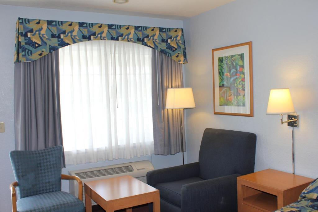 Economy Inn Watsonville Room photo